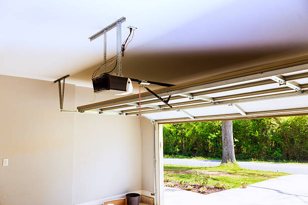 Top rated local Garage Door Panel Replacement specialists in Marshall, AR